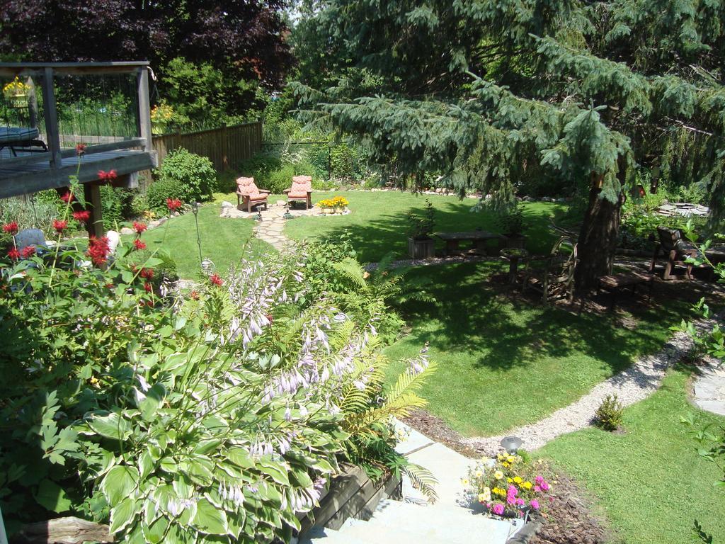 Paddington Place Bed & Breakfast Ошава Экстерьер фото