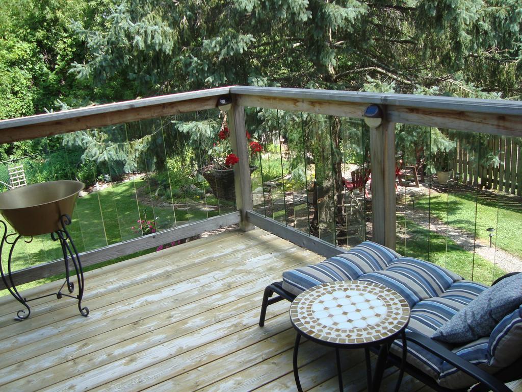 Paddington Place Bed & Breakfast Ошава Экстерьер фото