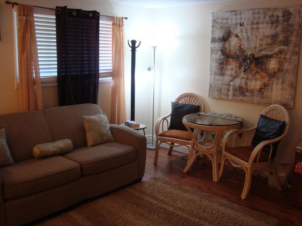 Paddington Place Bed & Breakfast Ошава Экстерьер фото