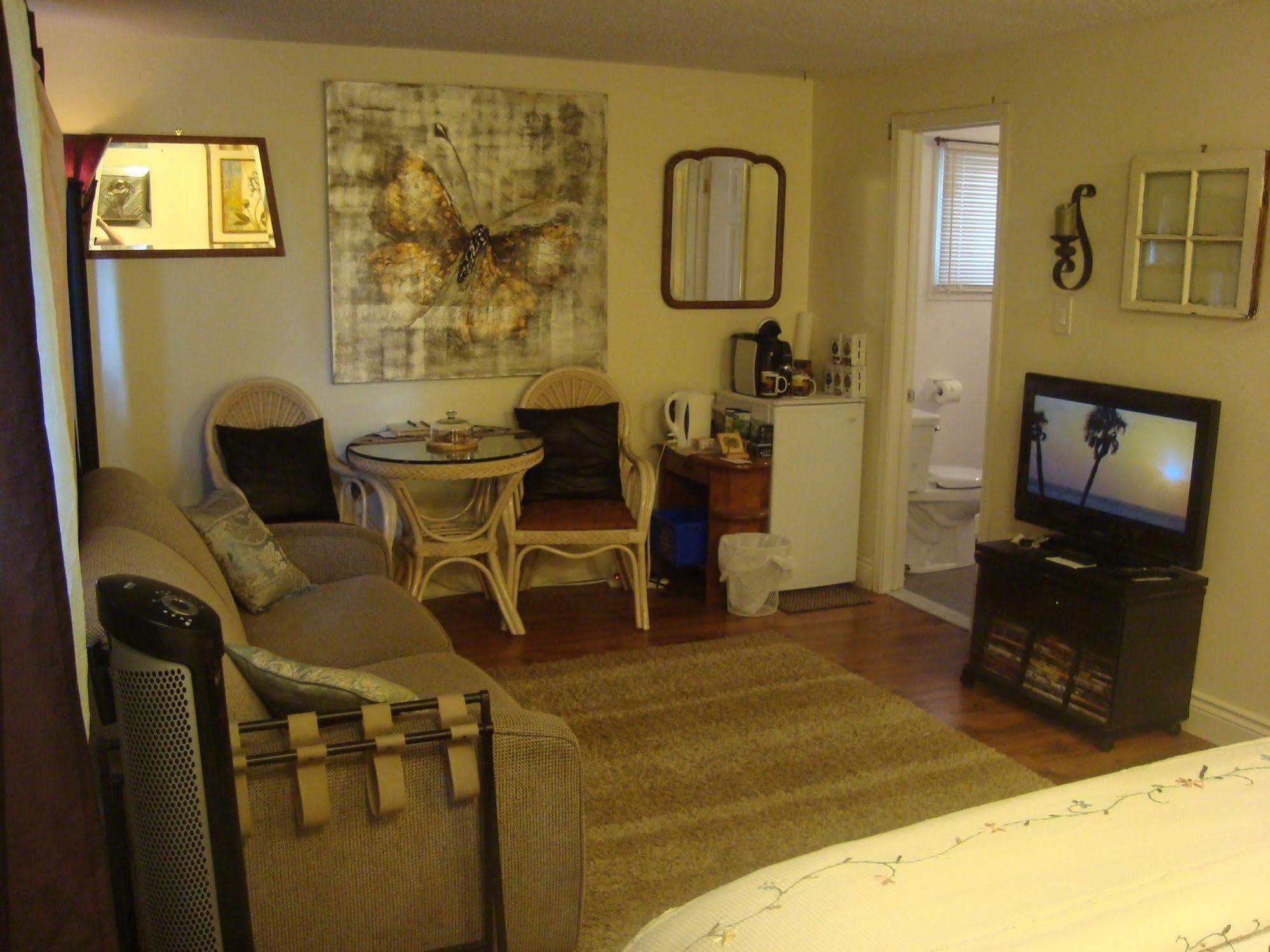 Paddington Place Bed & Breakfast Ошава Экстерьер фото
