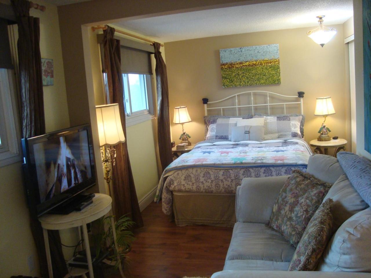 Paddington Place Bed & Breakfast Ошава Экстерьер фото